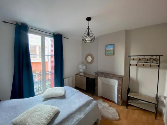Appartement Avec Balcon Et Parking Prive Мер-ле-Бен Экстерьер фото